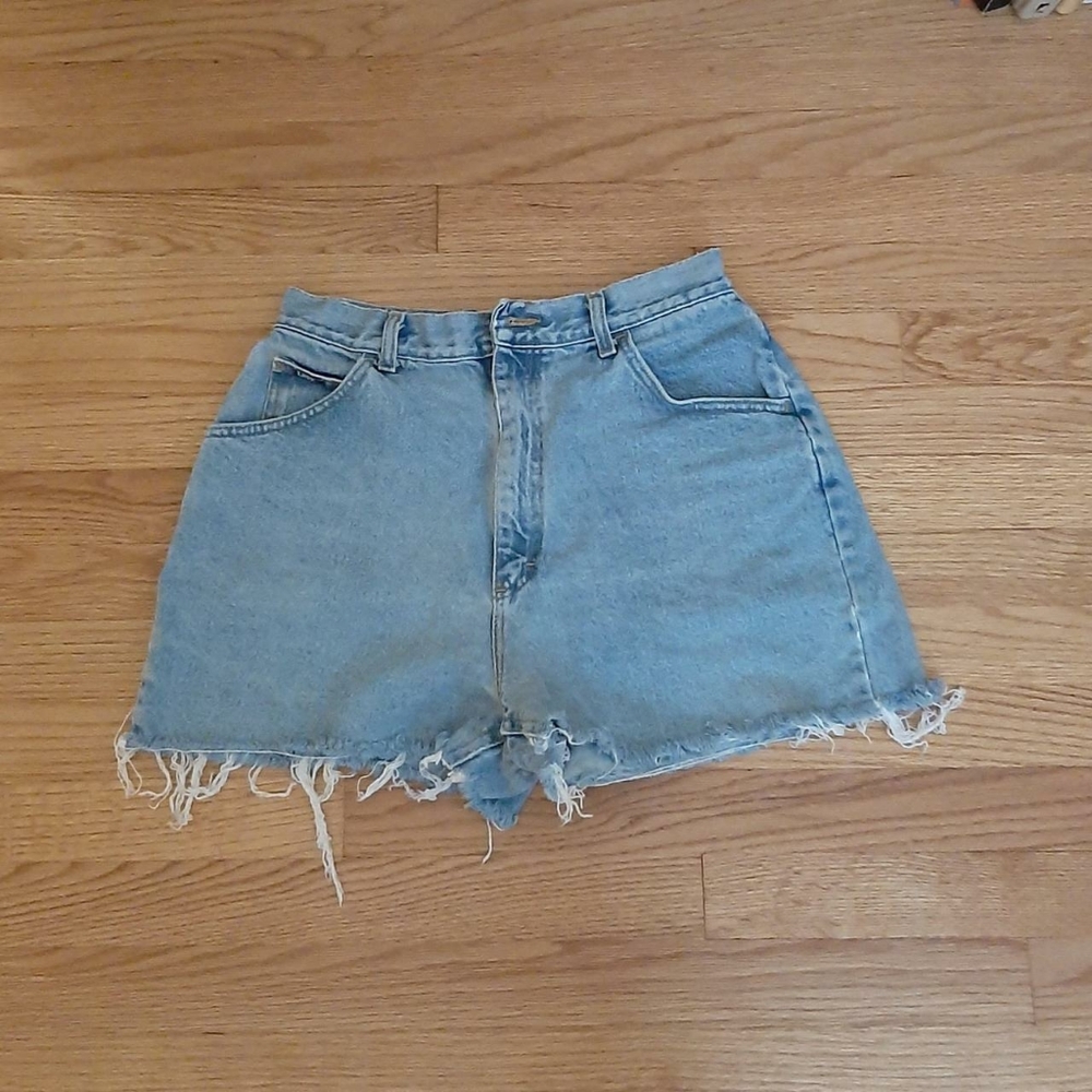 Lee Lightwash distressed high waisted mom shorts